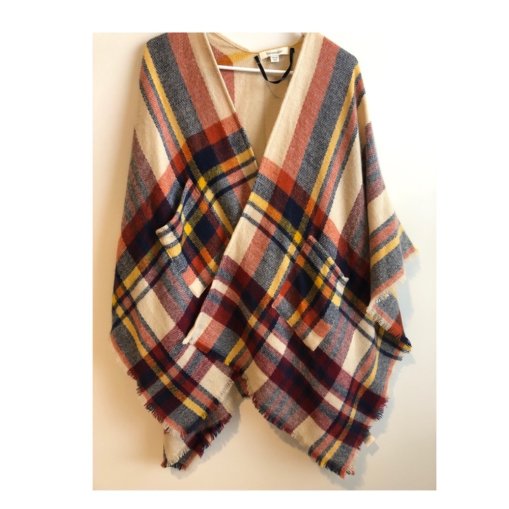 Francesca’s Poncho